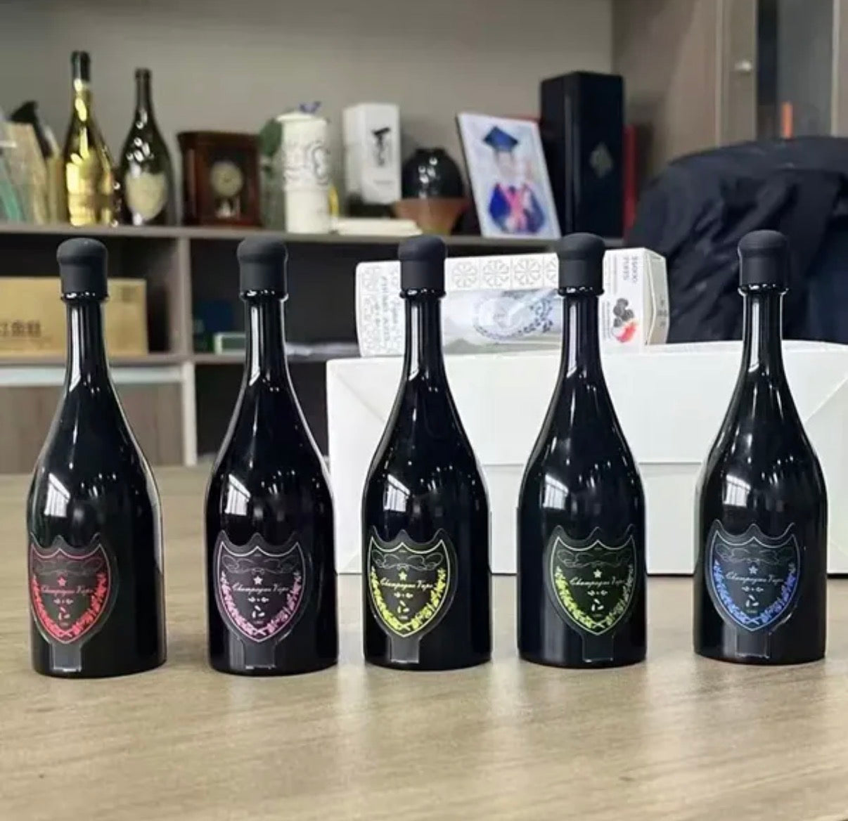 10 pcs PUFF 30k 2% Champagne vape 30000 bouffées
Euwarehouse Don Leon Tequila Vapes Puffs jetables 30k